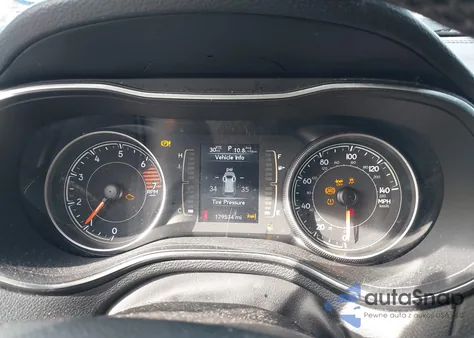 2021 Jeep Cherokee Latitude Plus 4X4 z USA, uszkodzony, nr VIN 1C4PJMLB4MD115621